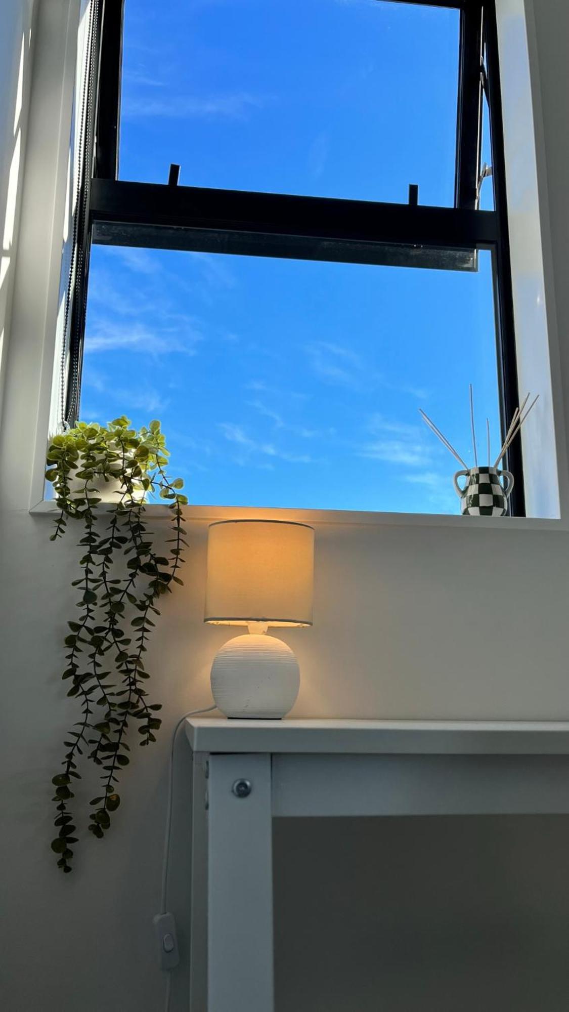 Luxury 2 Bedroom By St James Park كريستتشيرش المظهر الخارجي الصورة