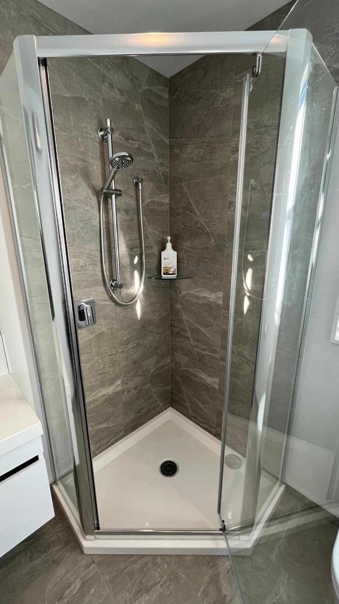 Luxury 2 Bedroom By St James Park كريستتشيرش المظهر الخارجي الصورة